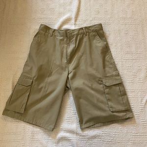 Men’s Khaki Shorts Cargo with pockets size 34